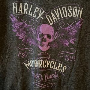V-neck Harley Davidson T-shirt